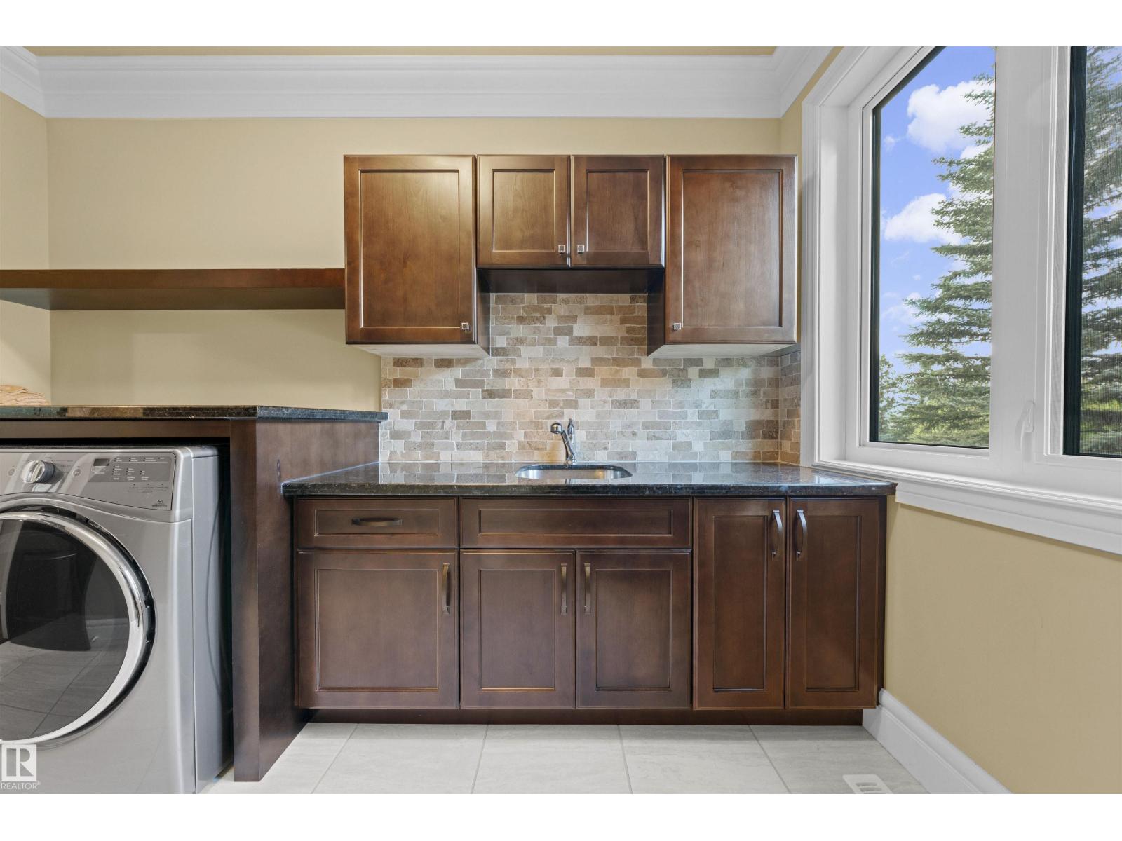 116 WINDERMERE CR NW - 36