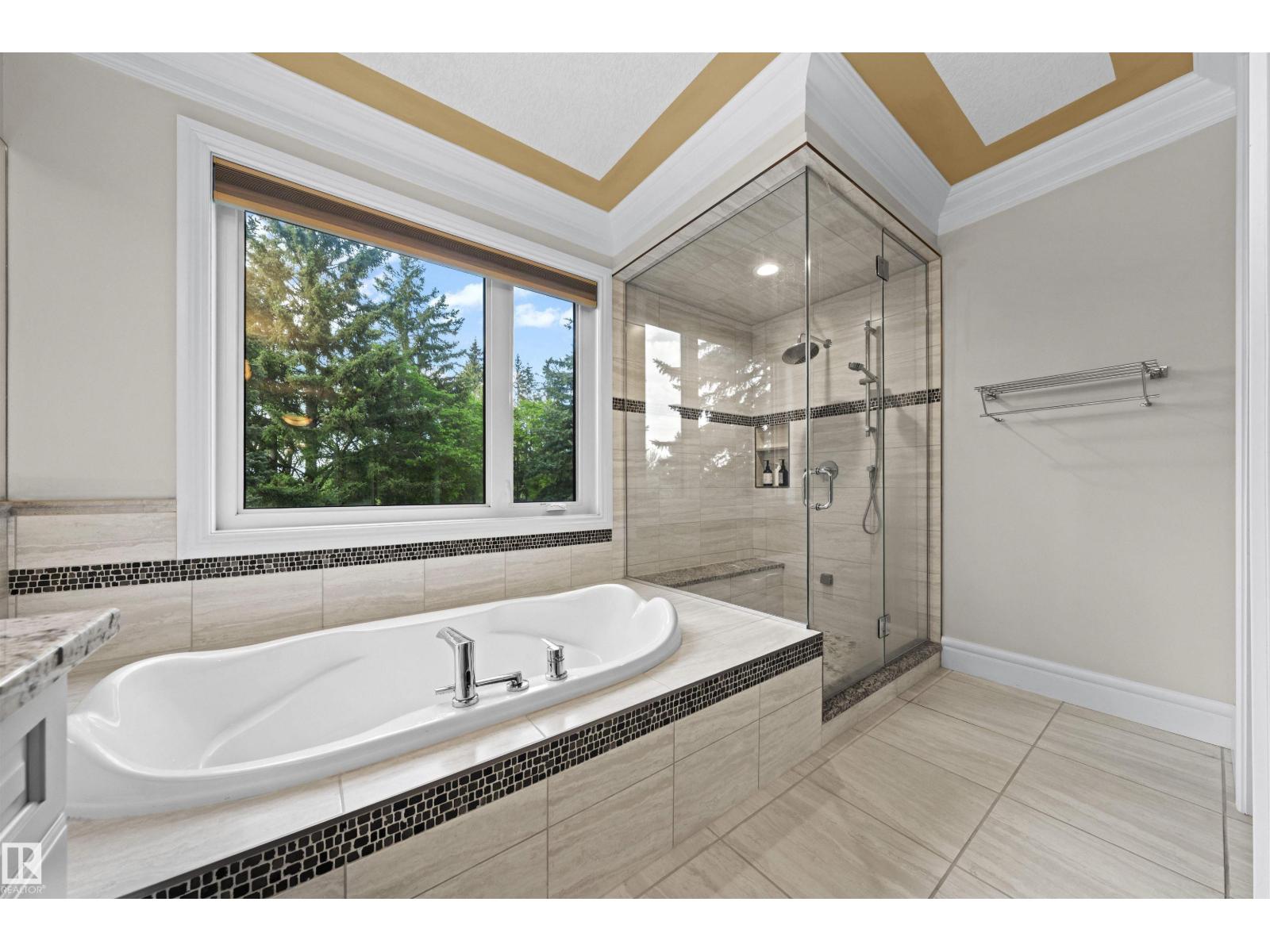 116 WINDERMERE CR NW - 52