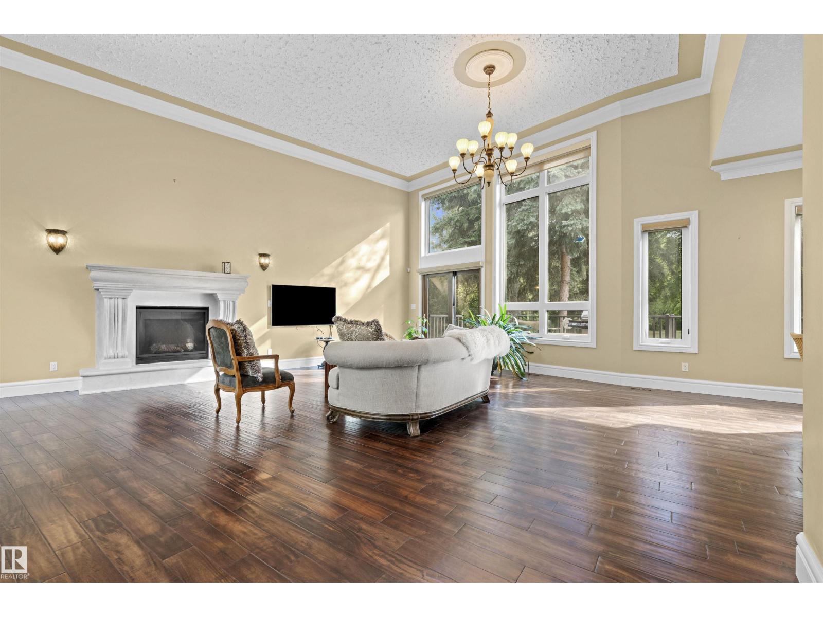 116 WINDERMERE CR NW - 6