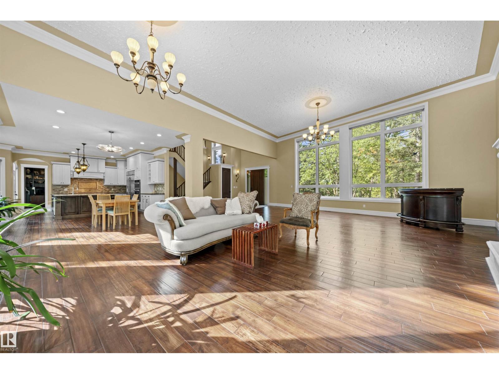 116 WINDERMERE CR NW - 8