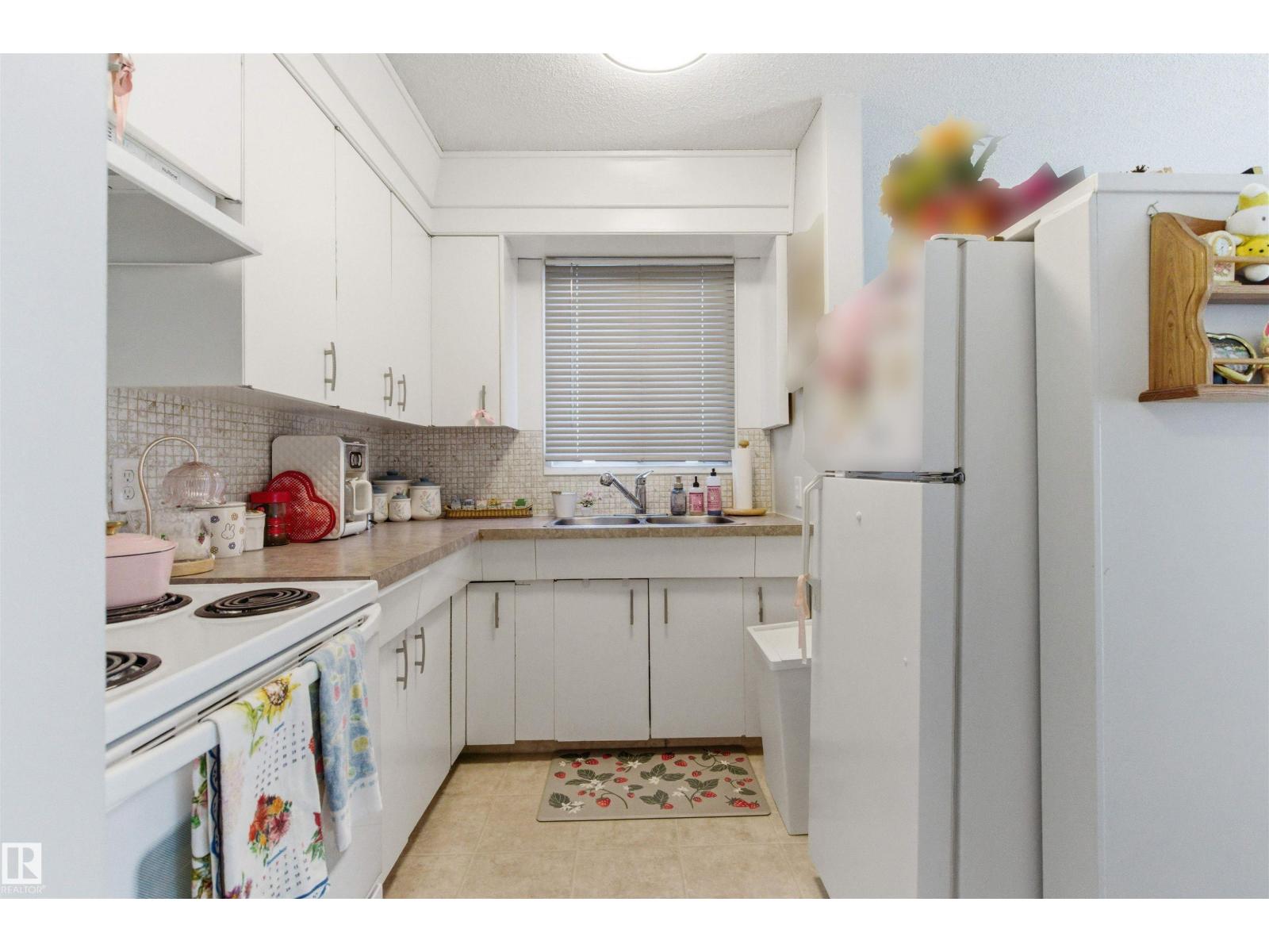 13007 135 ST NW - 16
