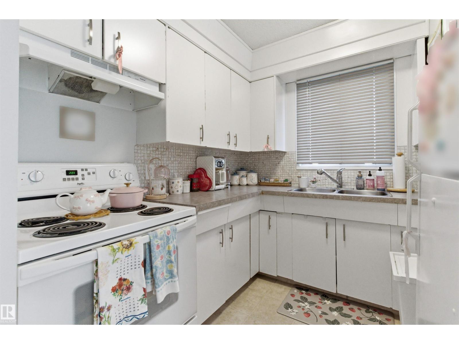 13007 135 ST NW - 17