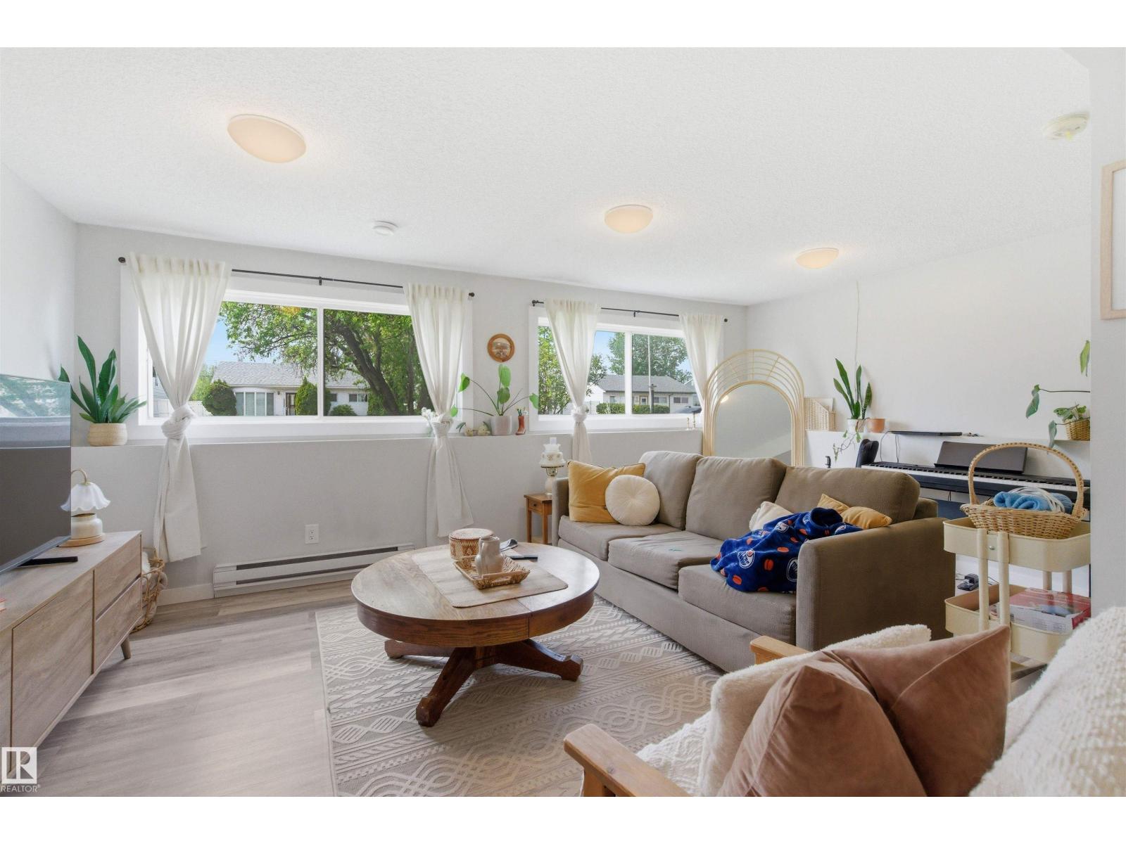 13007 135 ST NW - 27