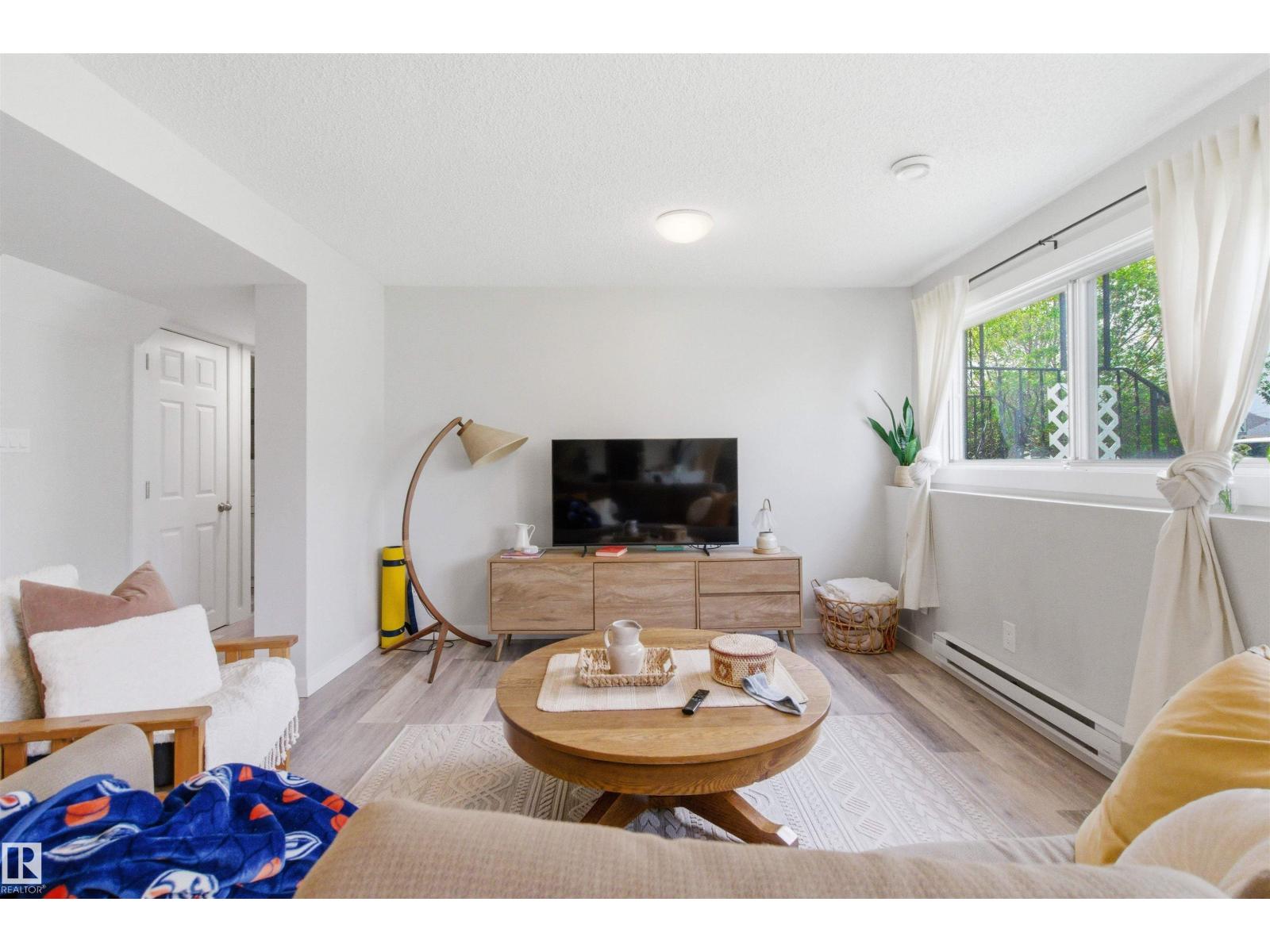 13007 135 ST NW - 30