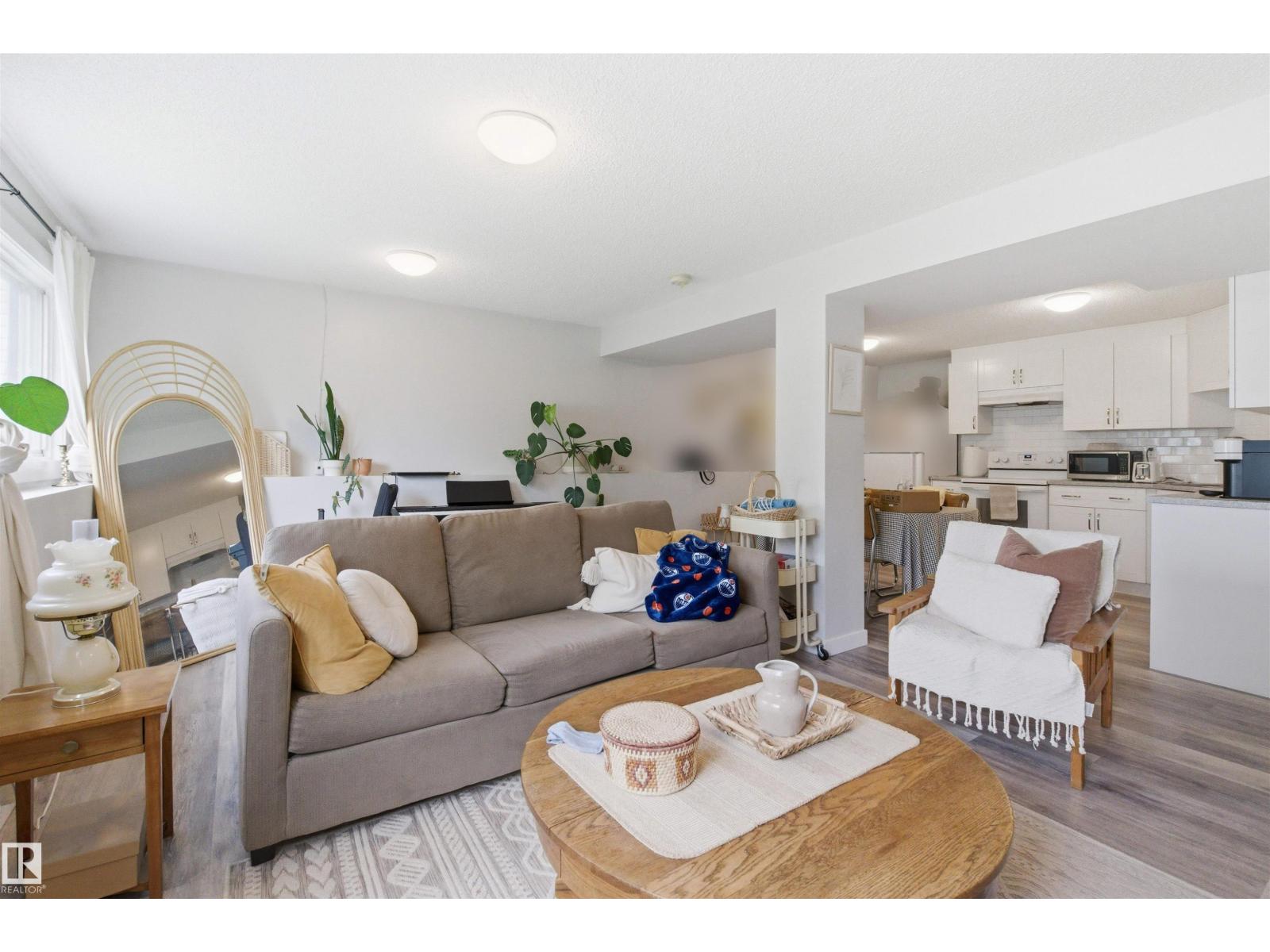 13007 135 ST NW - 31