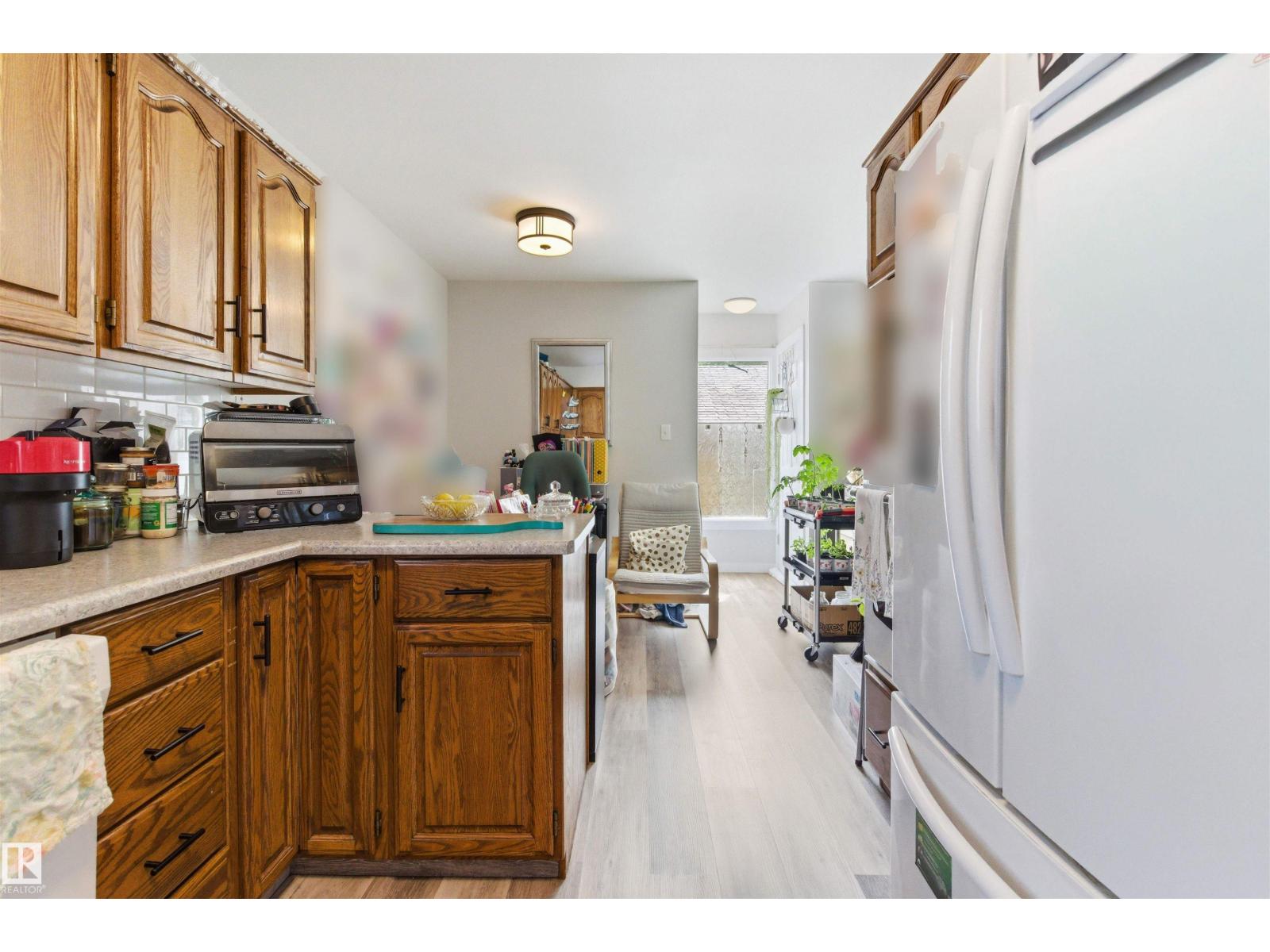 13007 135 ST NW - 5