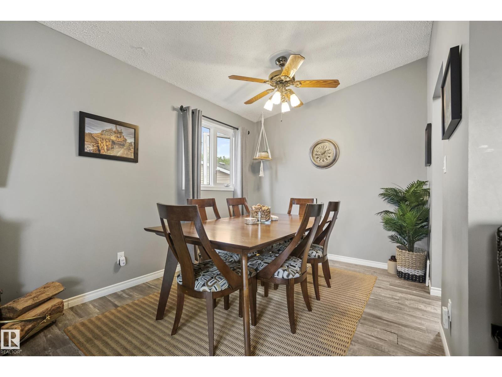 4304 42 AV — photo 10