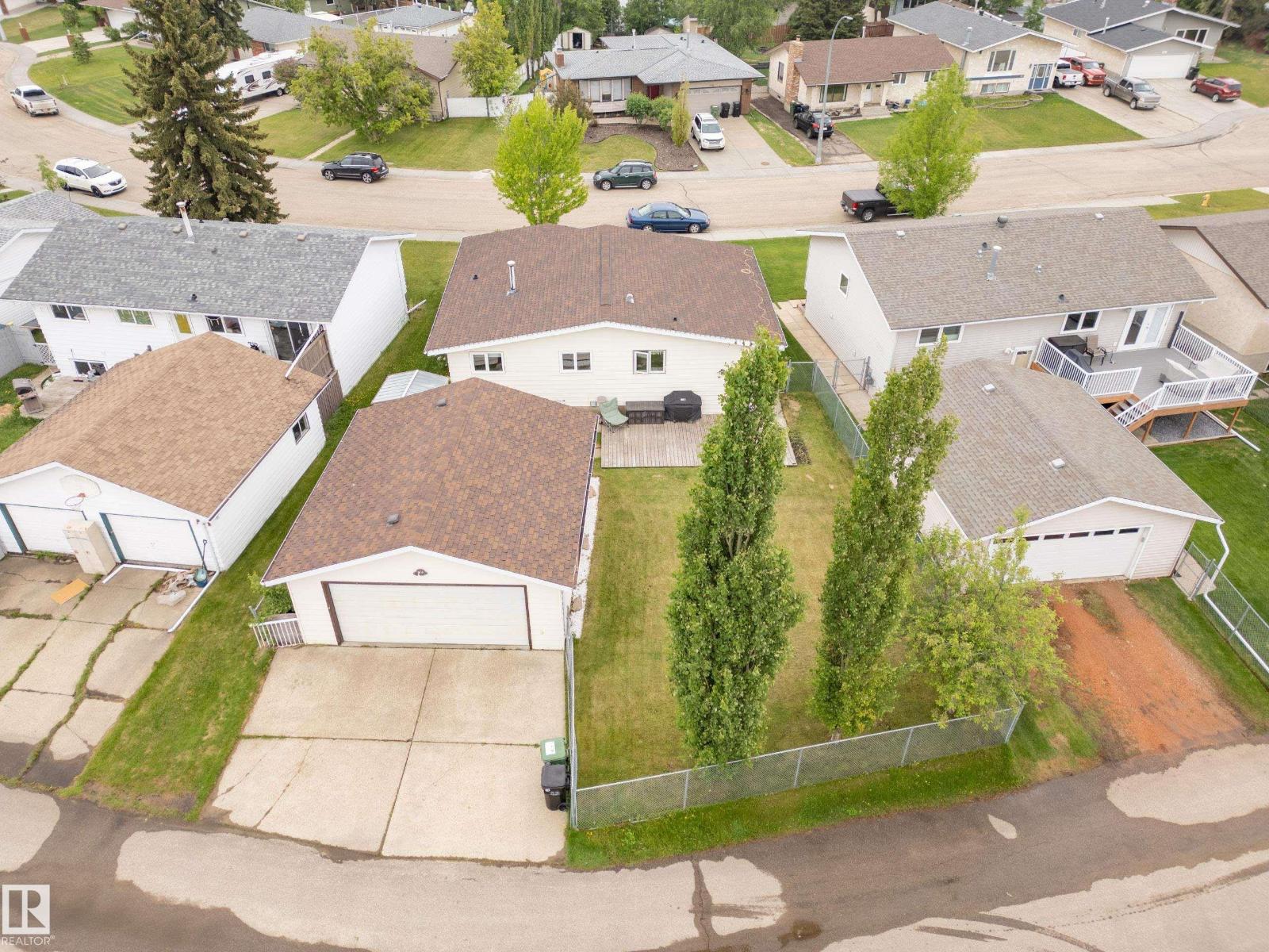 4304 42 AV — photo 38