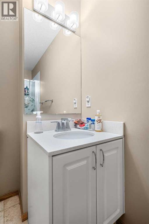118 Somervale Point SW - 28