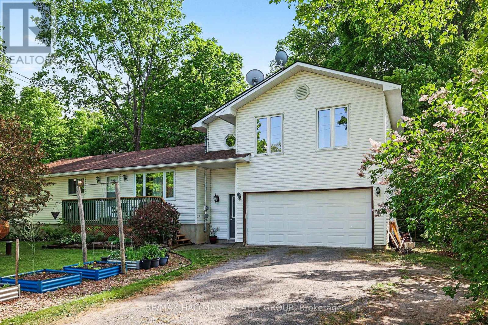471 CAMPBELL DRIVE - 1