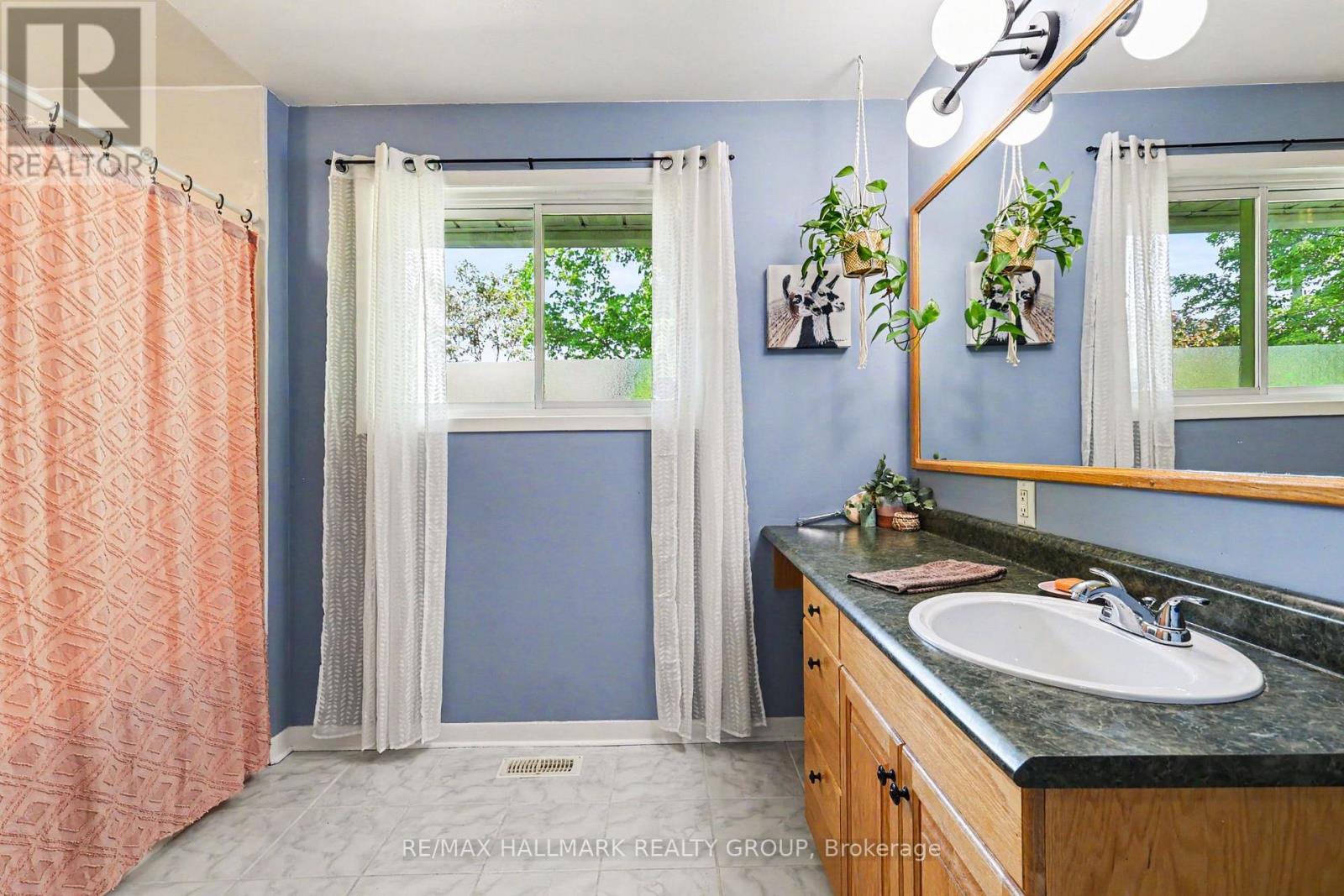 471 CAMPBELL DRIVE - 16