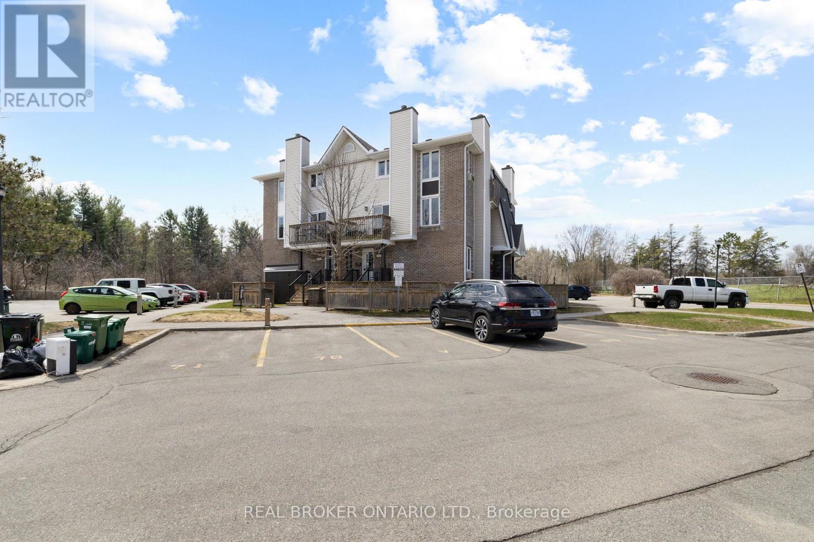 #3 7 TIMBERVIEW WAY - 31