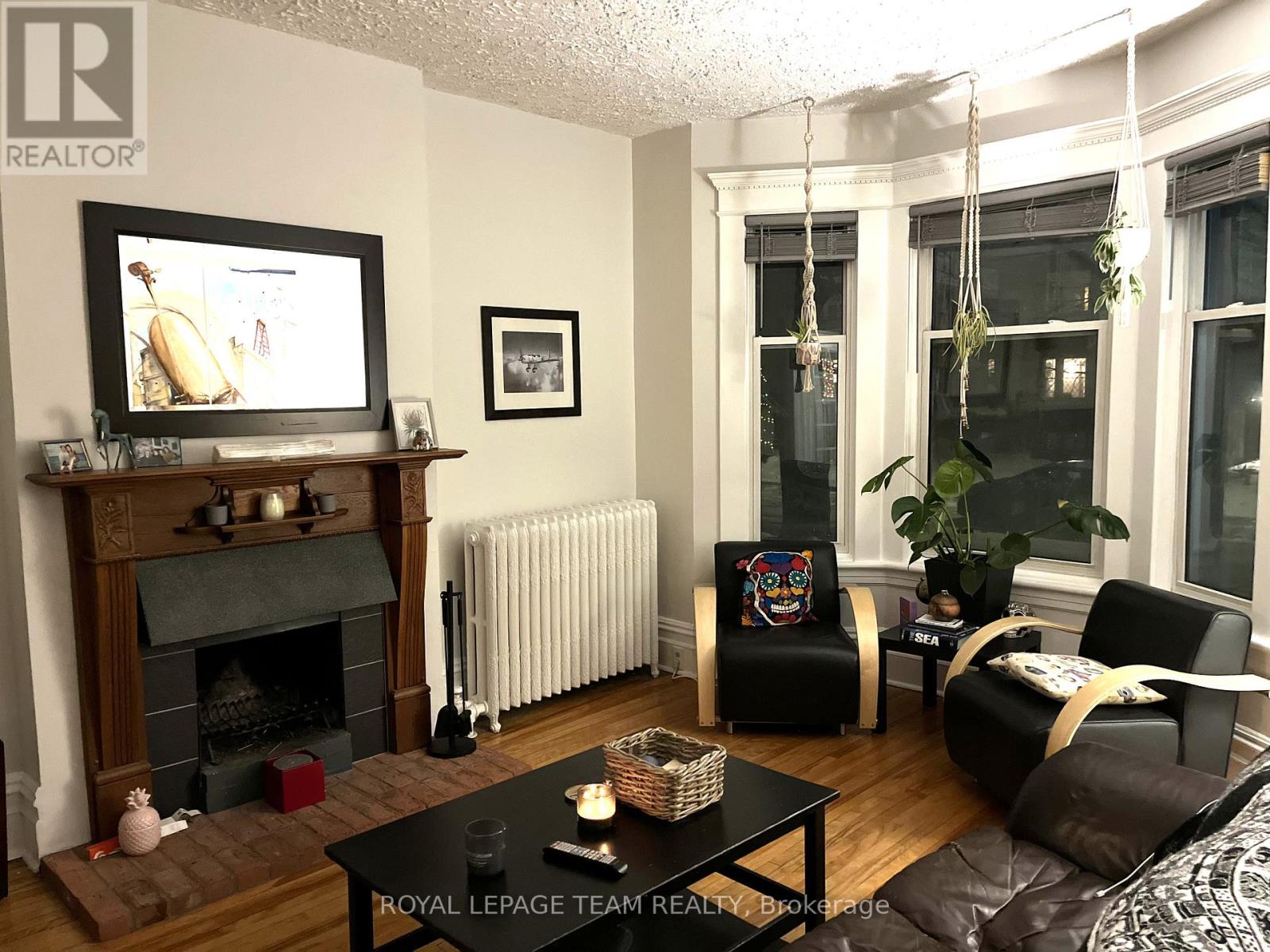 12 WOODLAWN AVENUE - 2