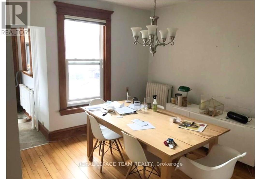 12 WOODLAWN AVENUE - 6