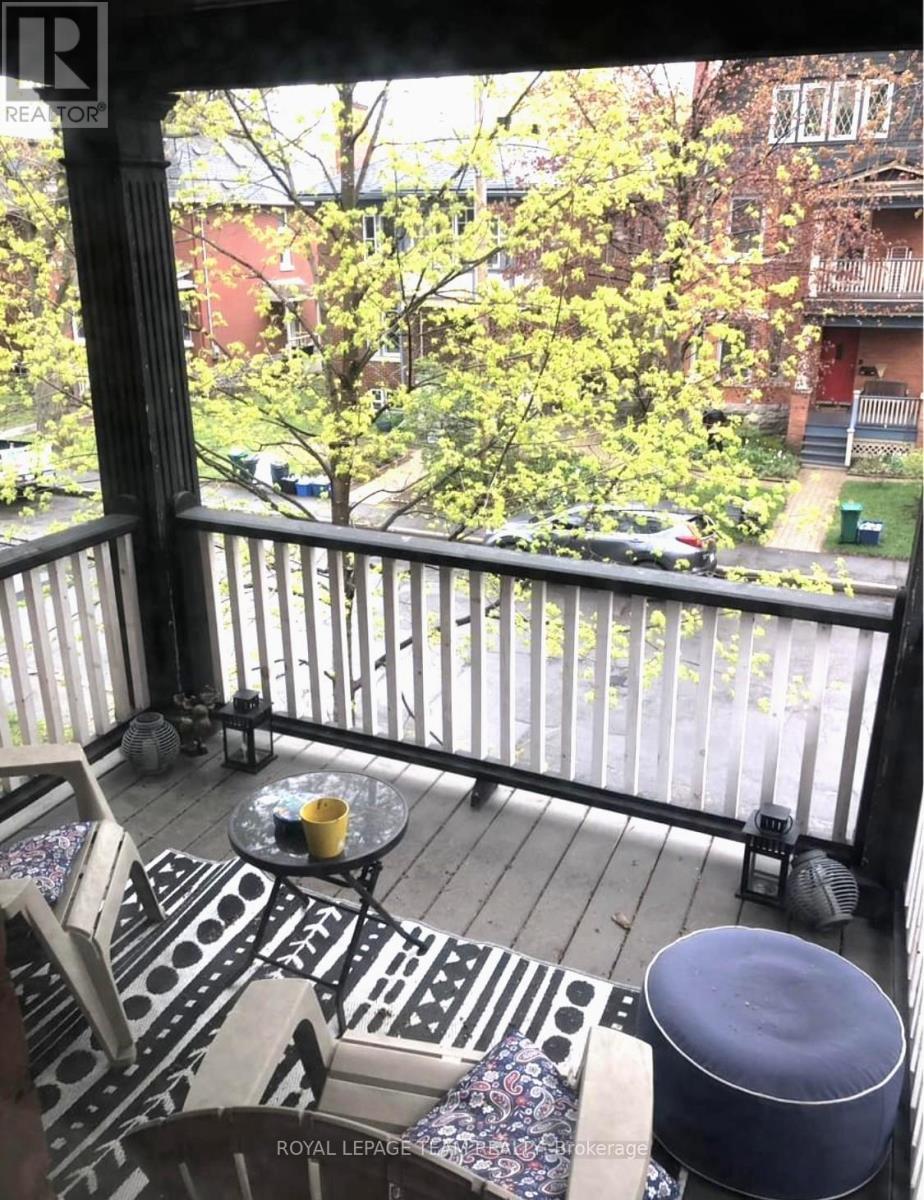 12 WOODLAWN AVENUE - 7
