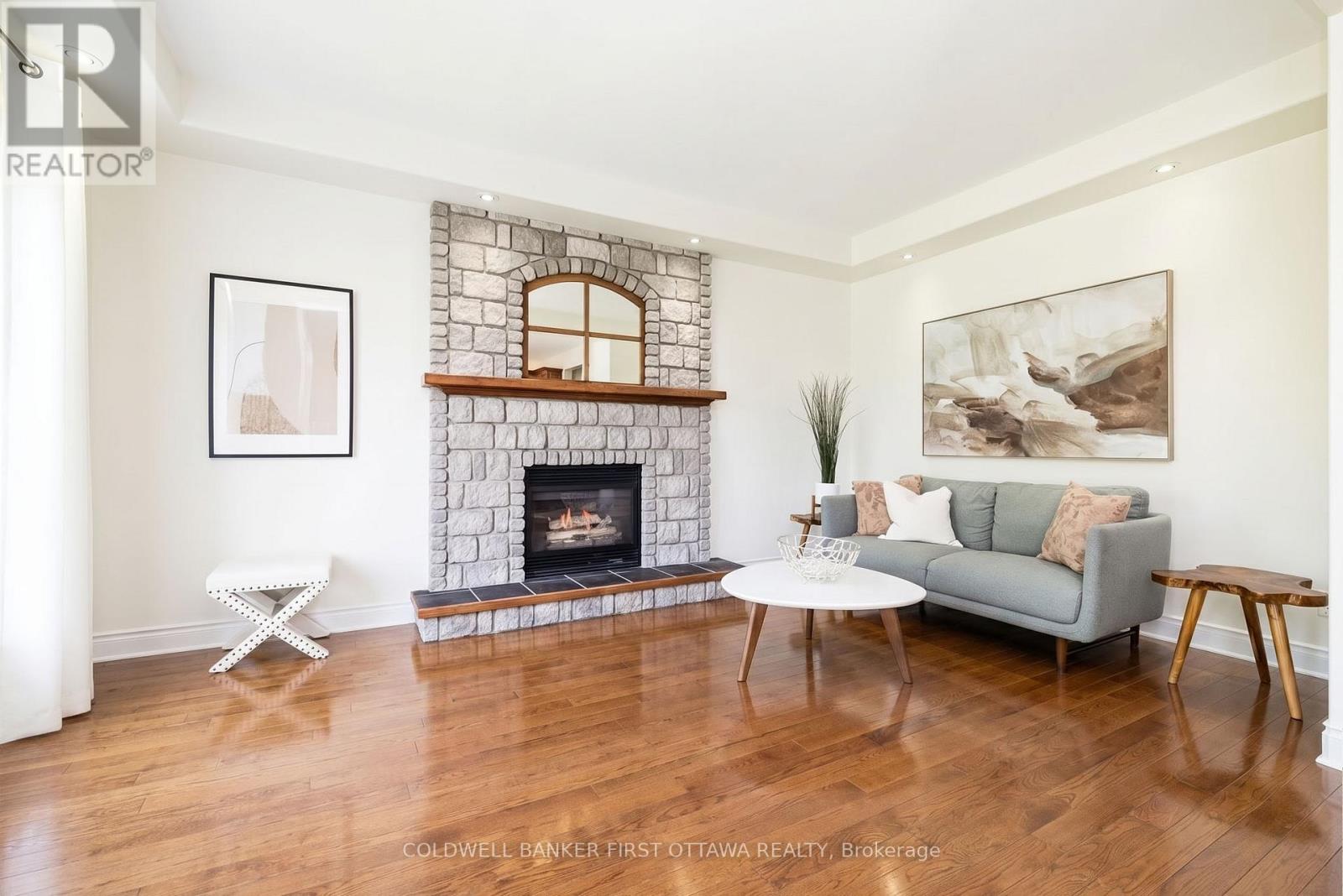 187 GLENNCASTLE DRIVE - 18