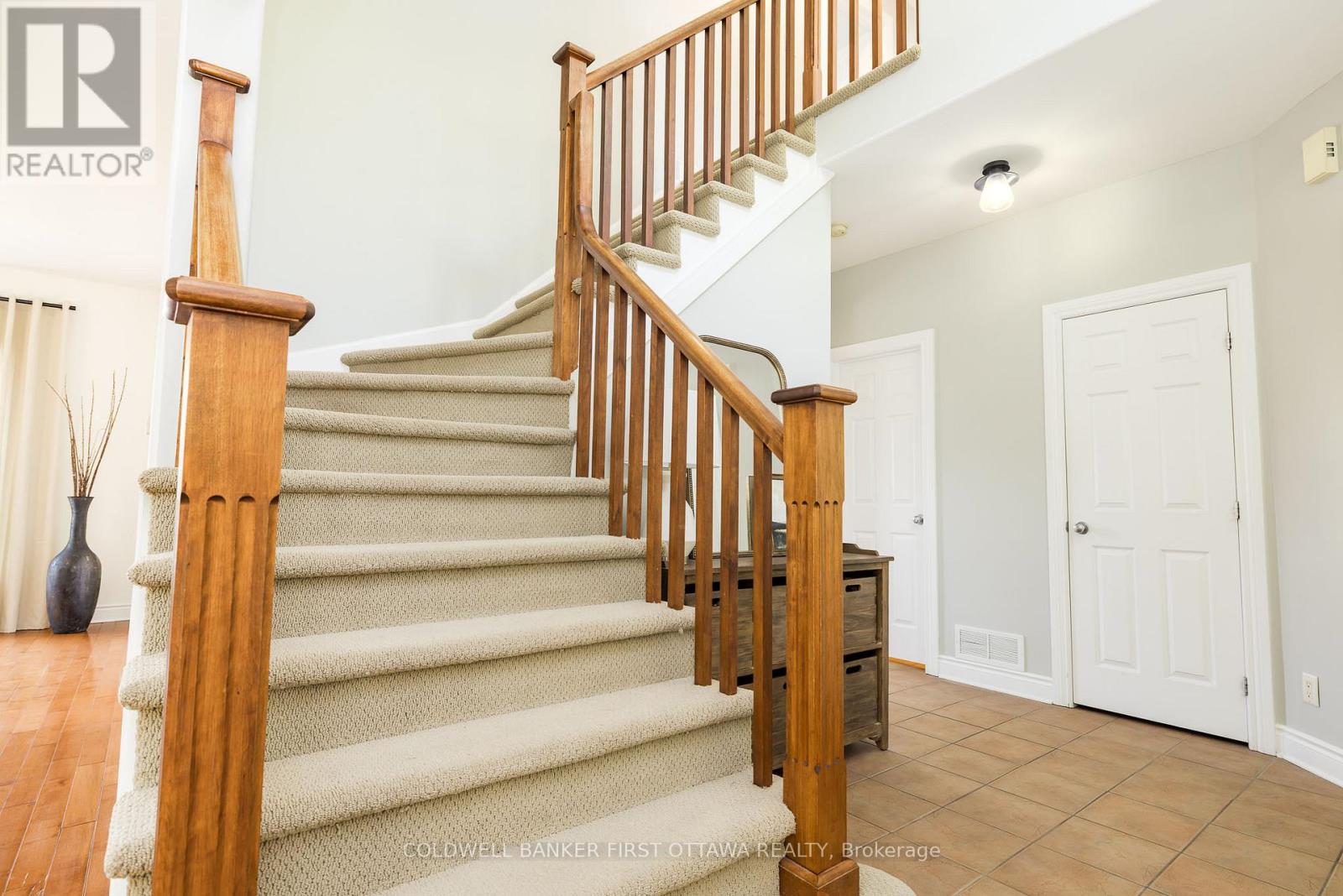 187 GLENNCASTLE DRIVE - 24