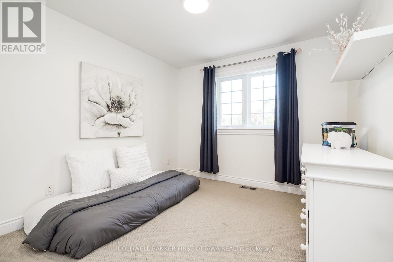 187 GLENNCASTLE DRIVE - 31