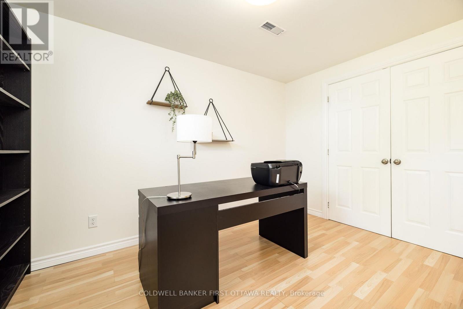 187 GLENNCASTLE DRIVE - 42