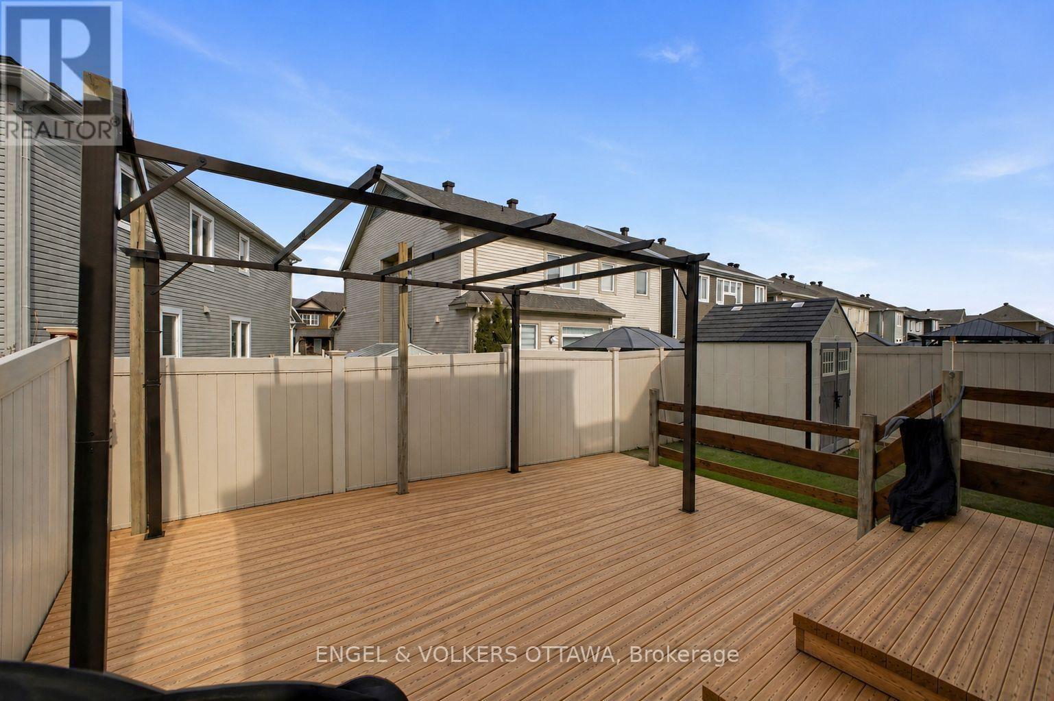 252 RUE DES SOLDATS RIENDEAU STREET - 43