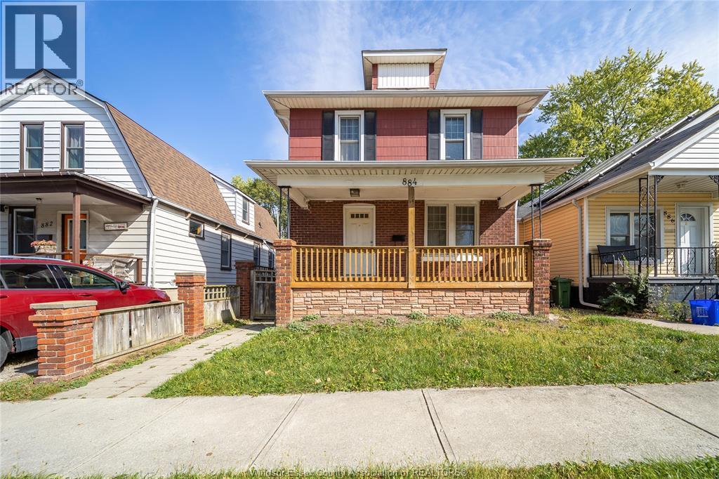 884 JOS JANISSE AVENUE - 1