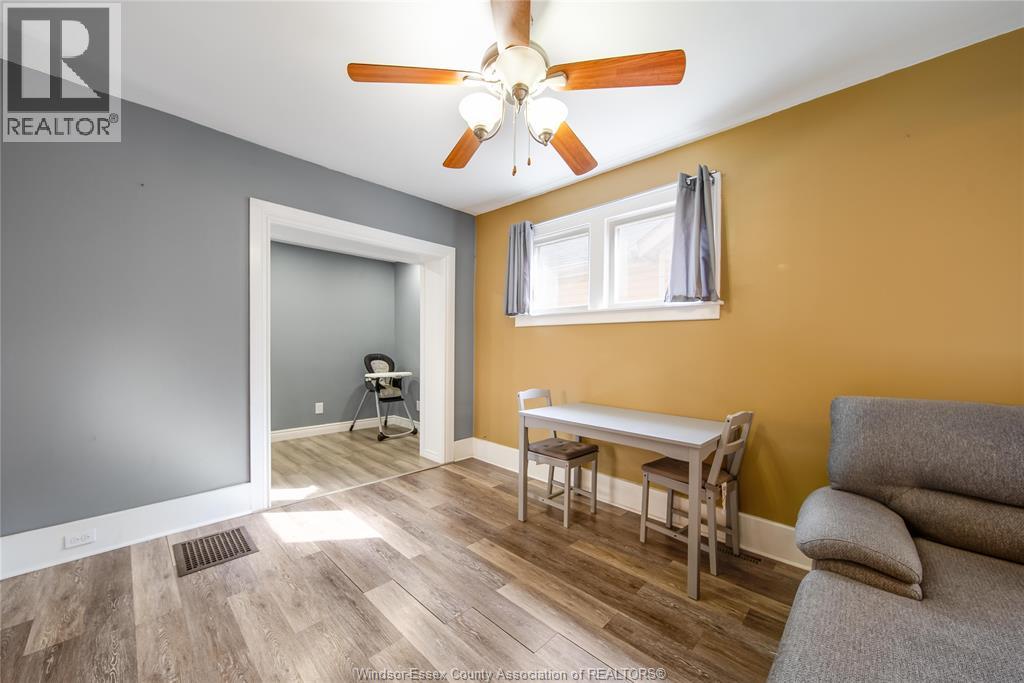 884 JOS JANISSE AVENUE - 11