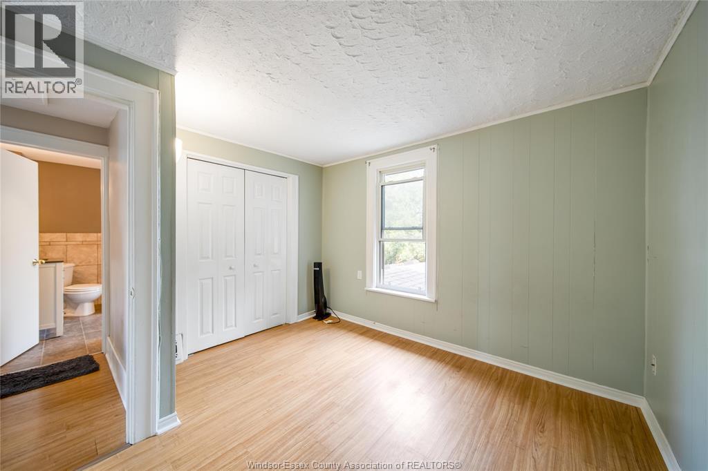 884 JOS JANISSE AVENUE - 29