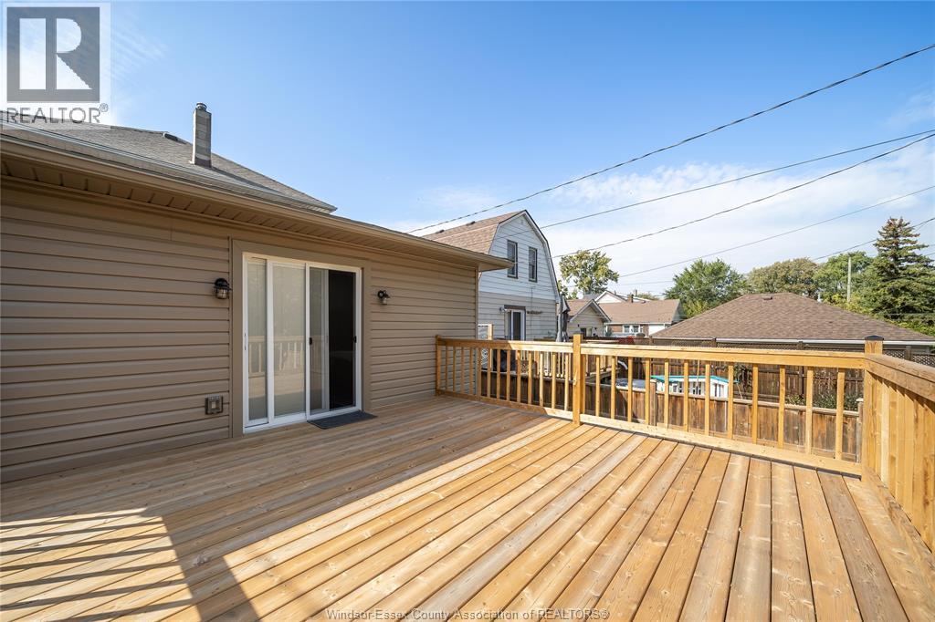 884 JOS JANISSE AVENUE - 37
