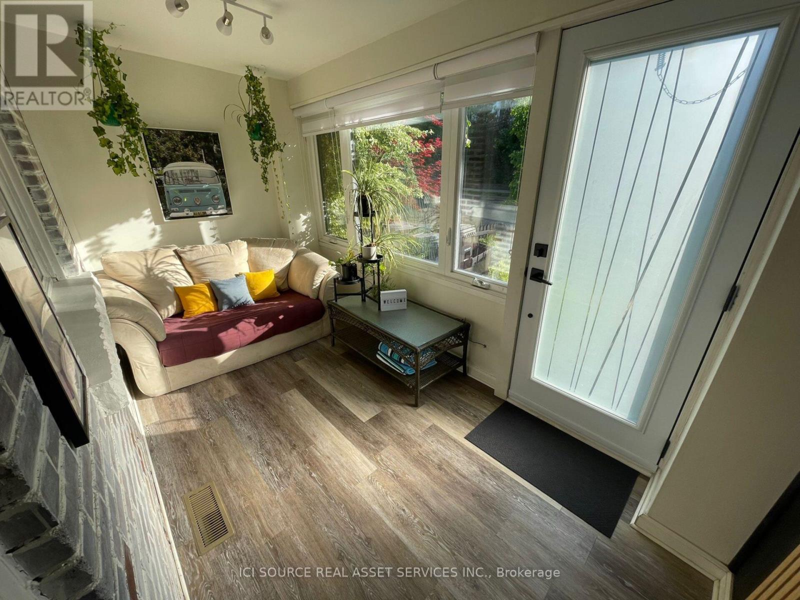 91 ALTON AVENUE - 3