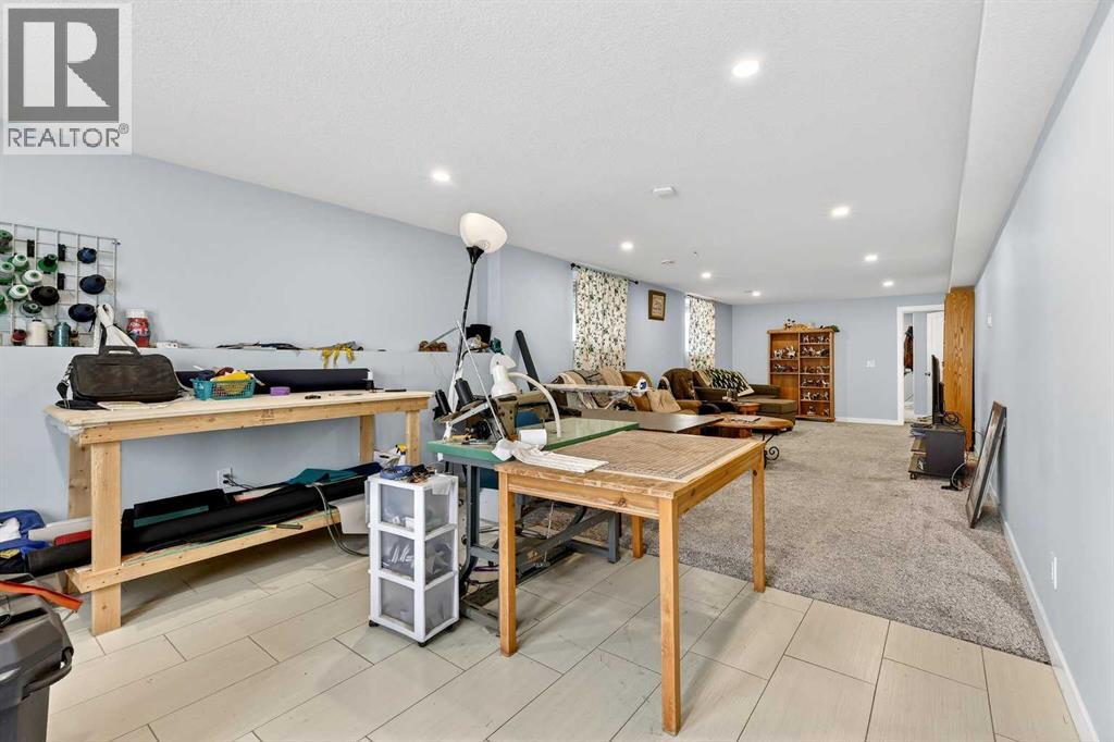 270092 Glenmore Trail - 33