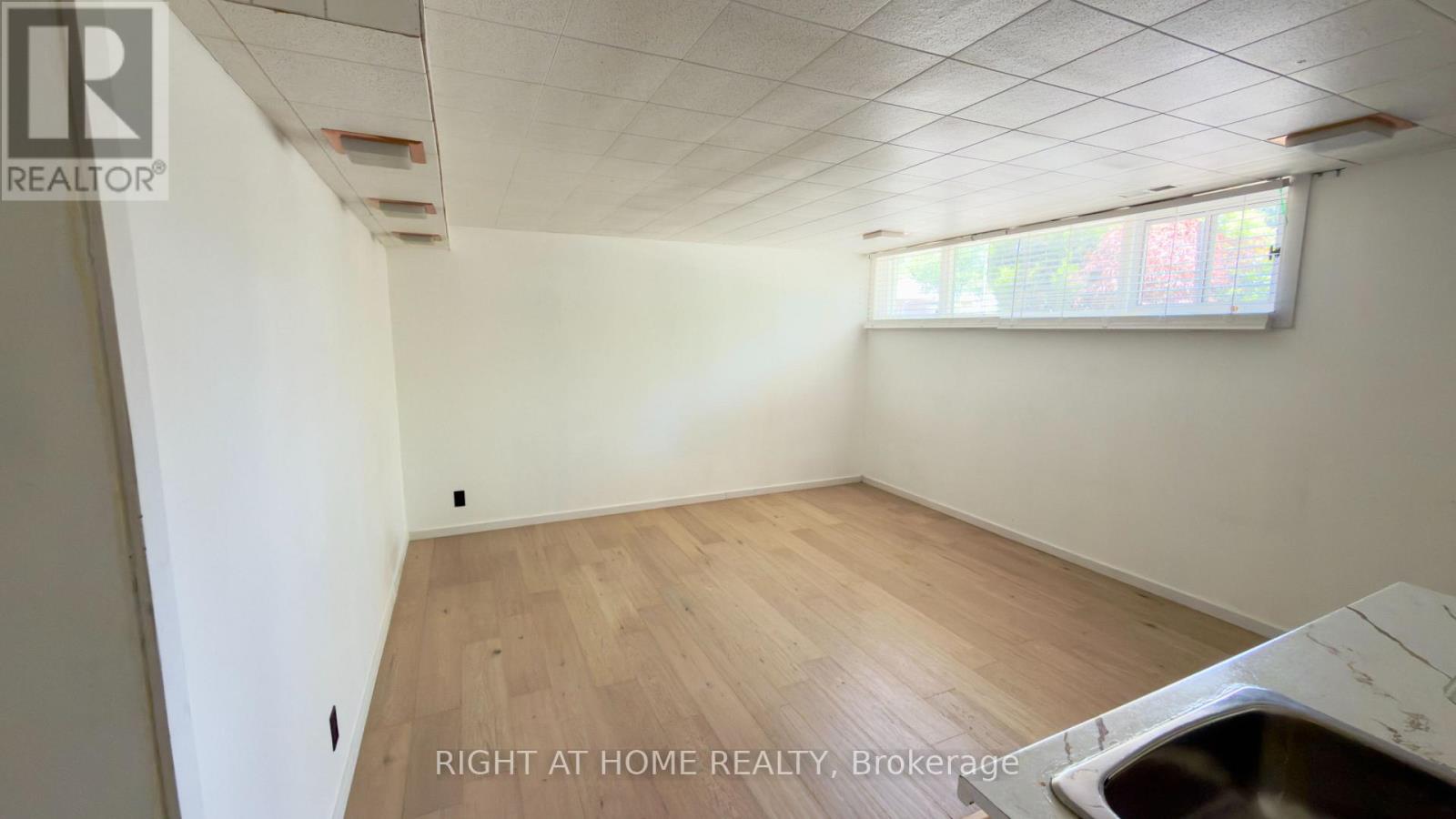 21 MITRE PLACE - 40