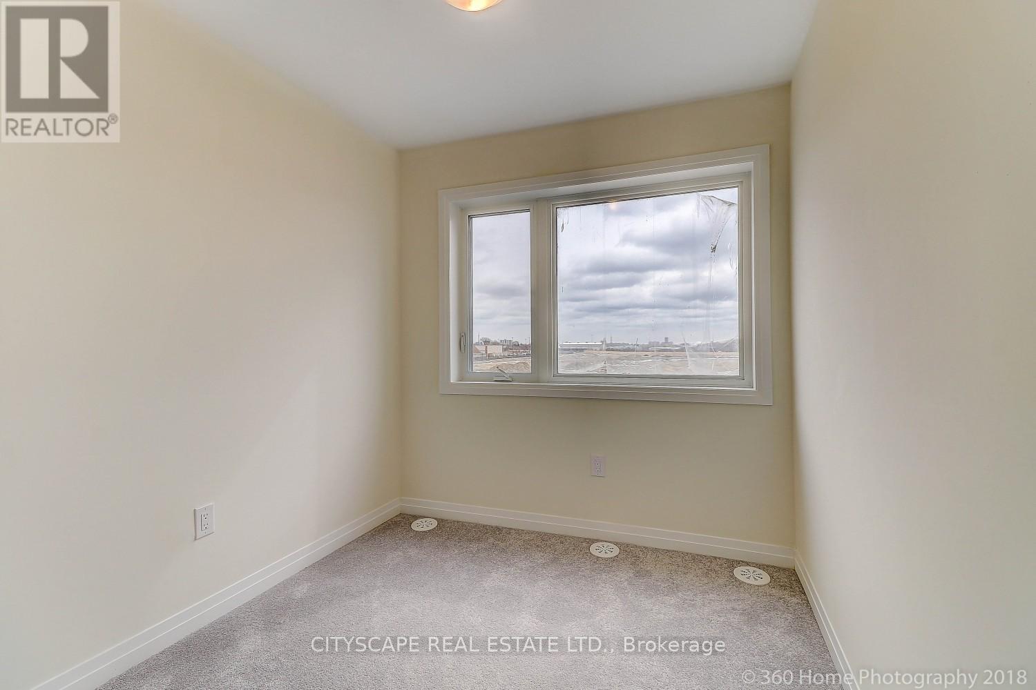 #4 142 WILLIAM DUNCAN ROAD - 9