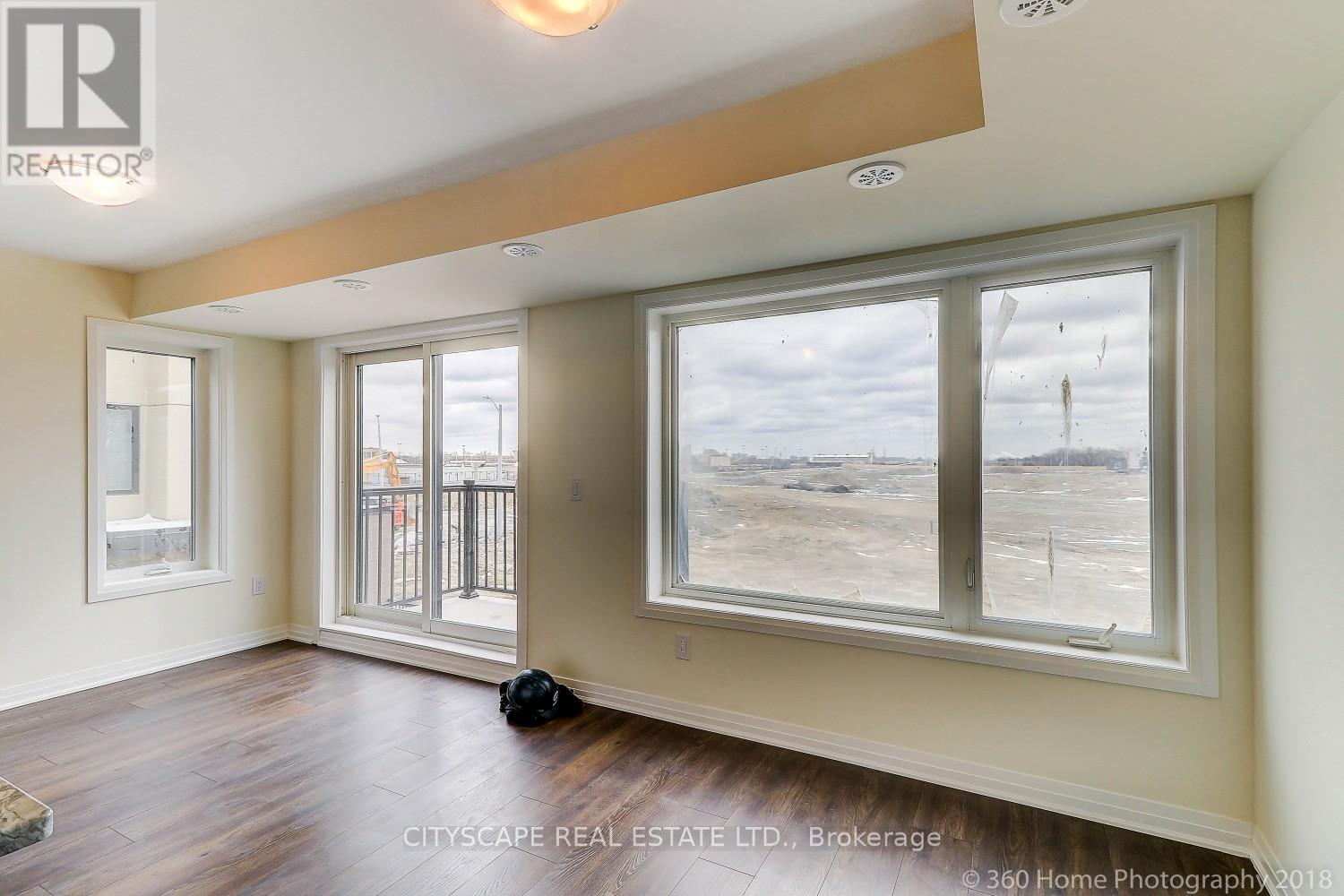 #4 142 WILLIAM DUNCAN ROAD - 7