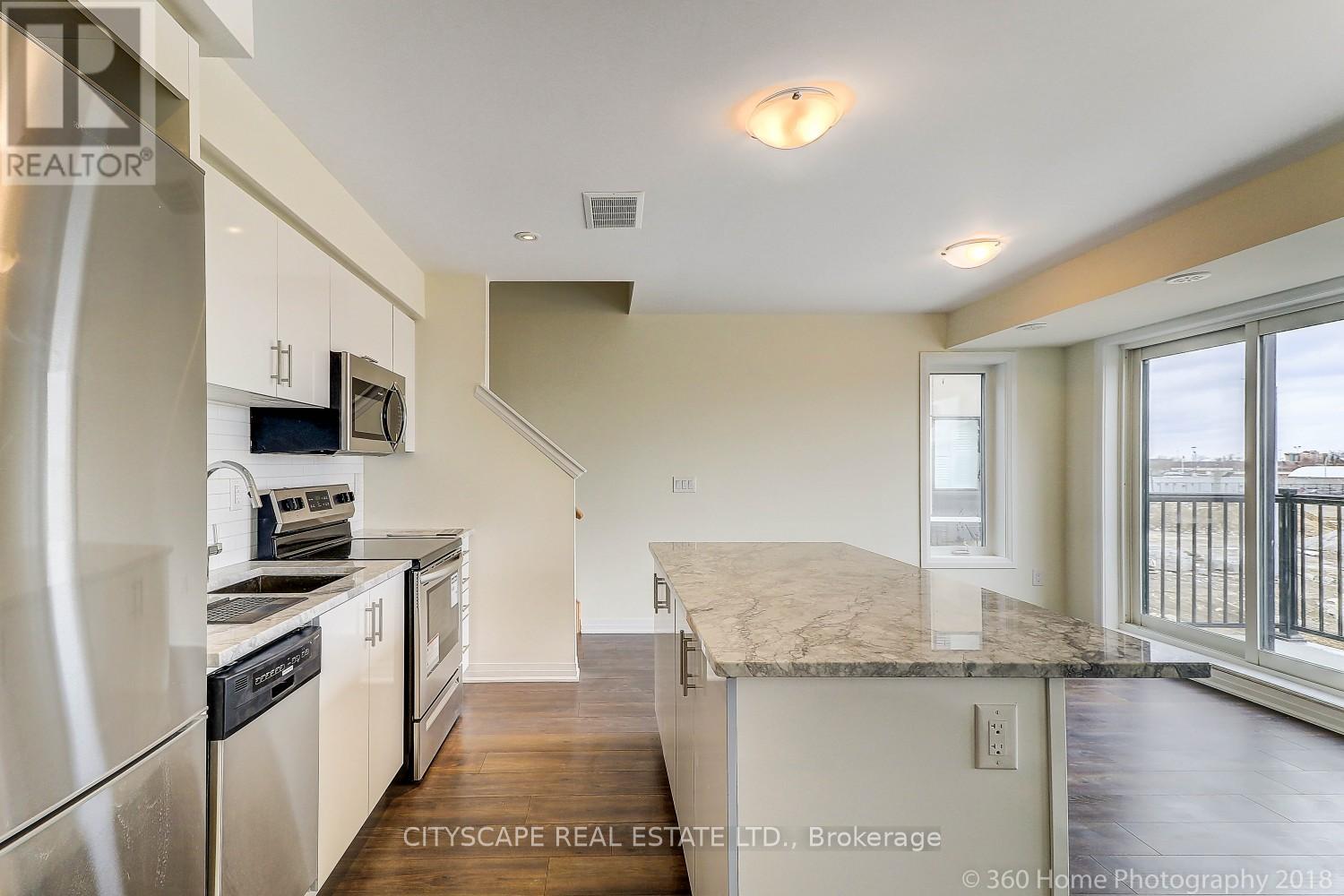 #4 142 WILLIAM DUNCAN ROAD - 4