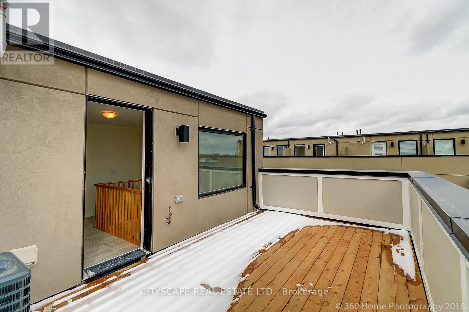 #4 142 WILLIAM DUNCAN ROAD - 20