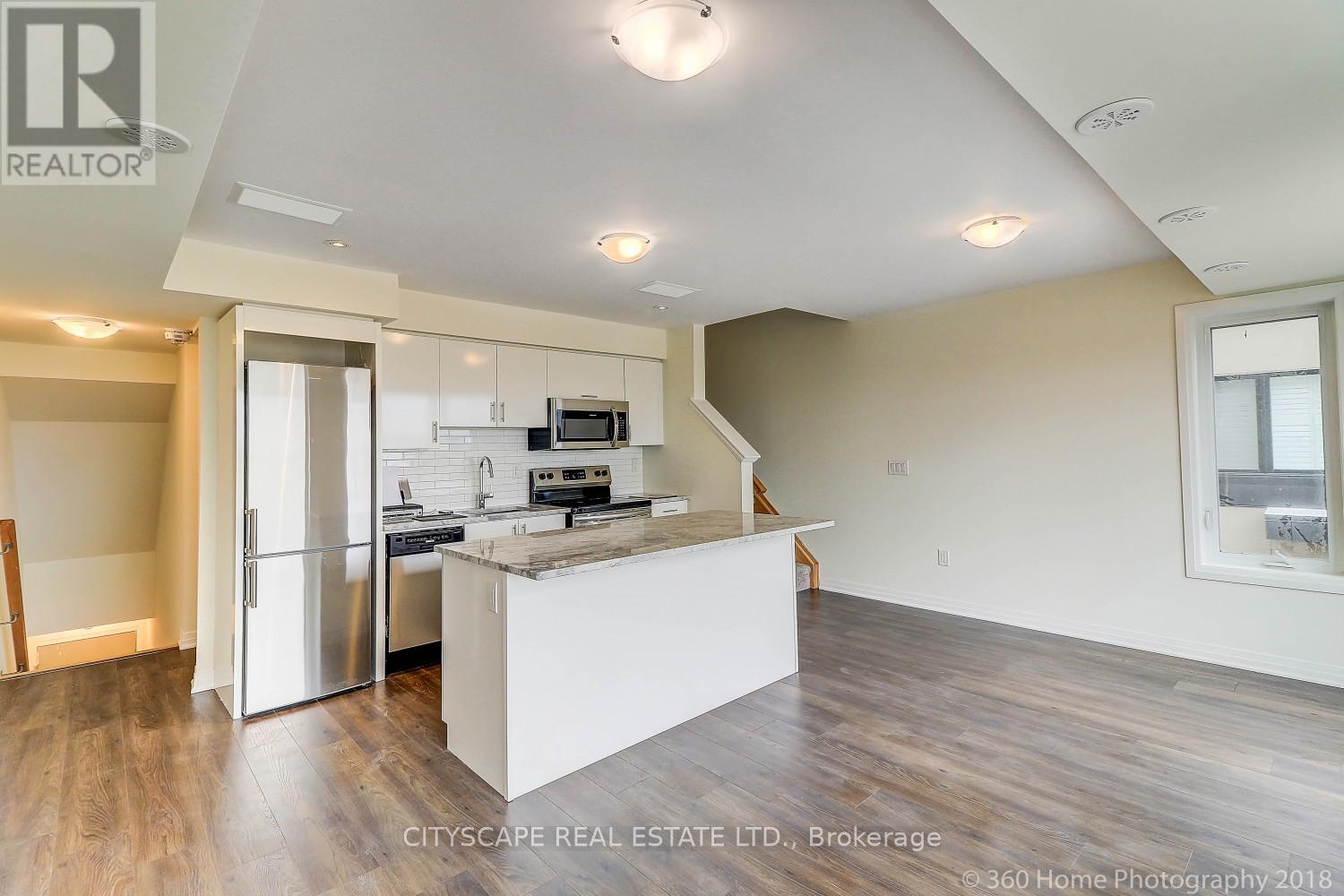#4 142 WILLIAM DUNCAN ROAD - 8