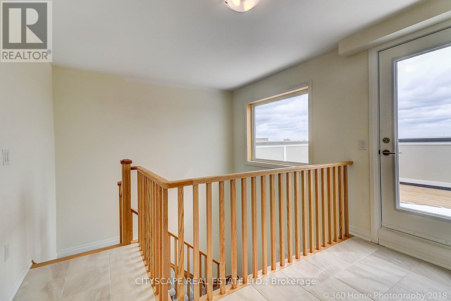 #4 142 WILLIAM DUNCAN ROAD - 17