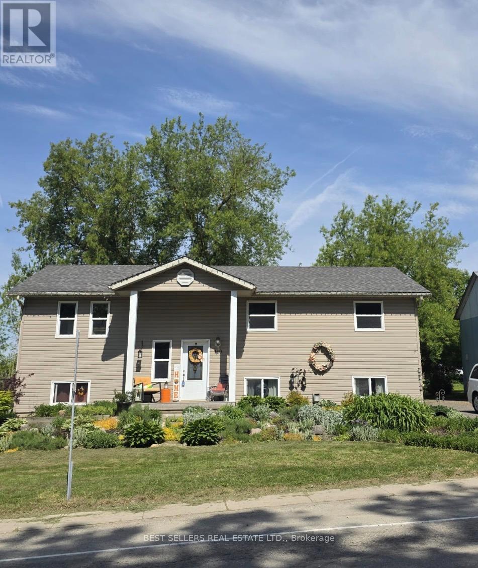 160 ELORA STREET W - 1