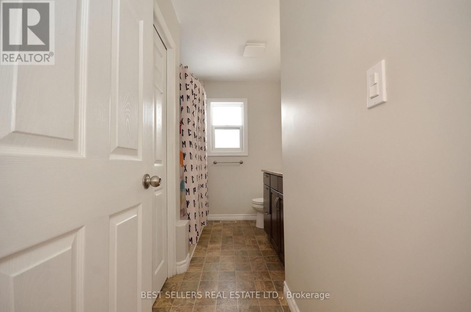 160 ELORA STREET W - 15