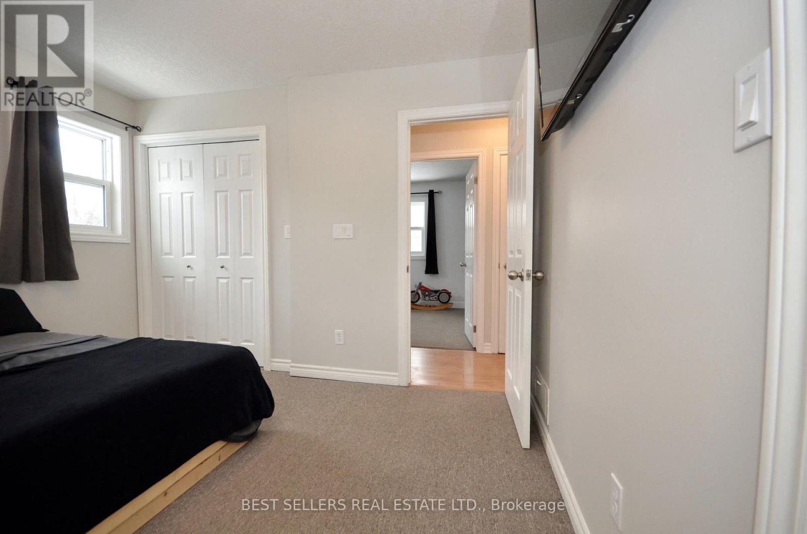 160 ELORA STREET W - 22