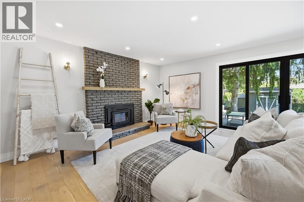 521 DYNES Road - 15