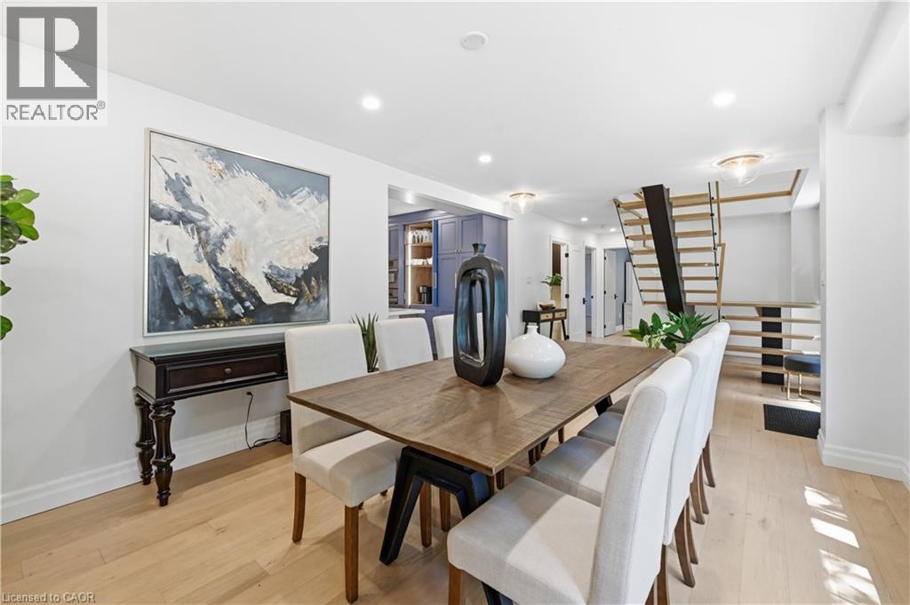 521 DYNES Road - 8