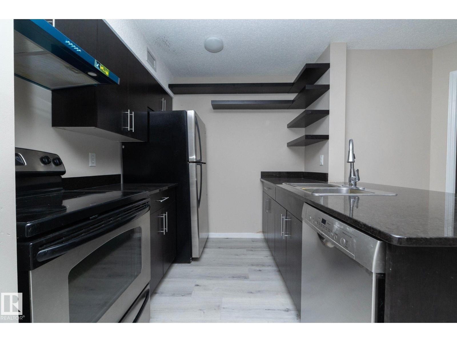 #108 530 WATT BV SW — photo 12