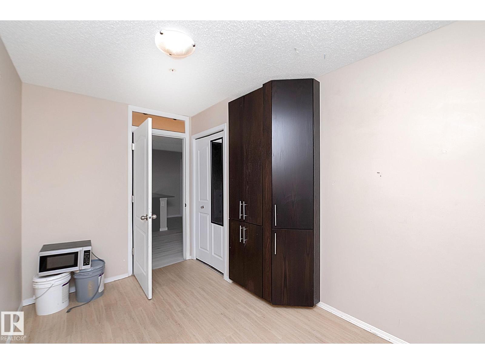 #108 530 WATT BV SW — photo 41