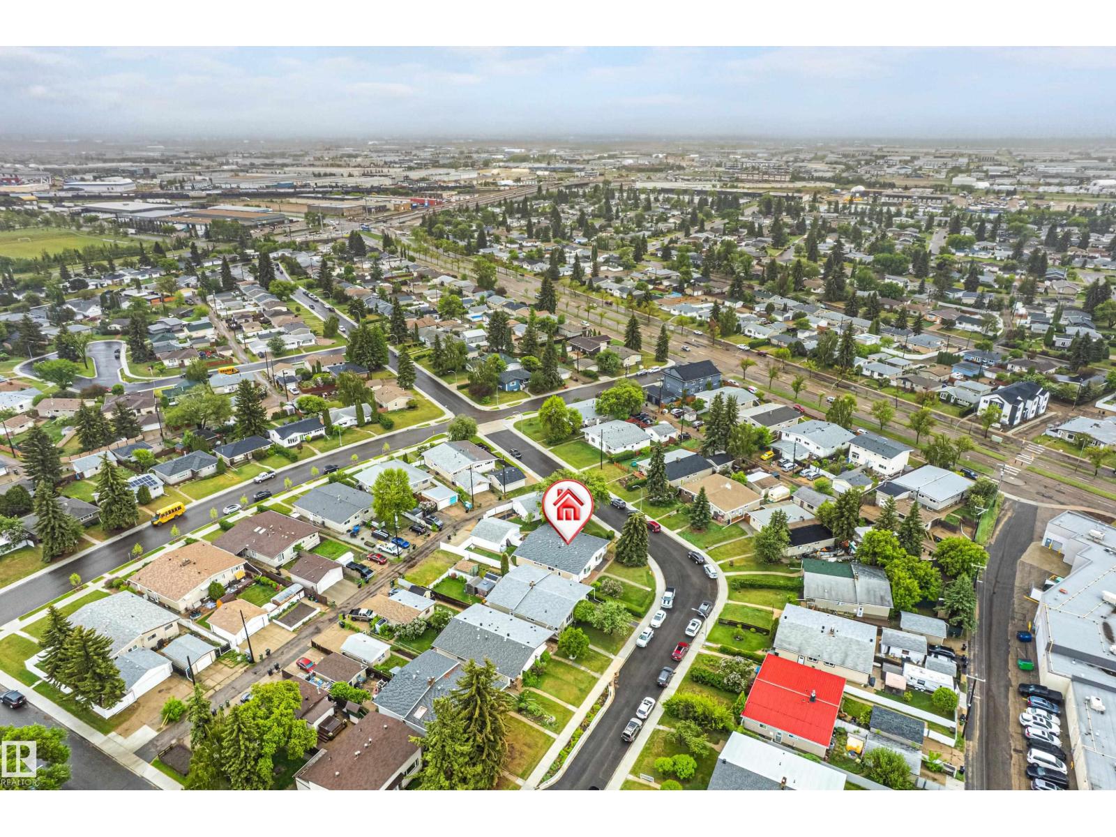 9011 60 ST NW - 9