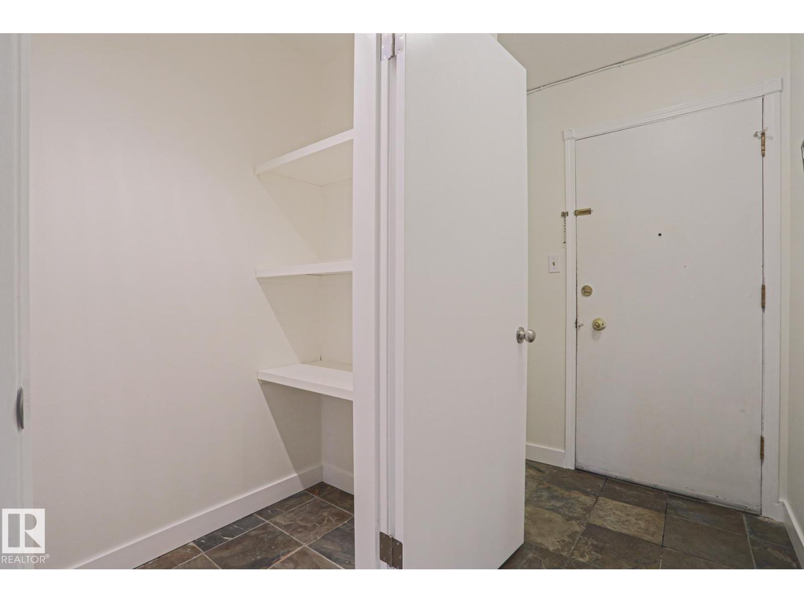 #205 14903 92 AV NW NW - 12