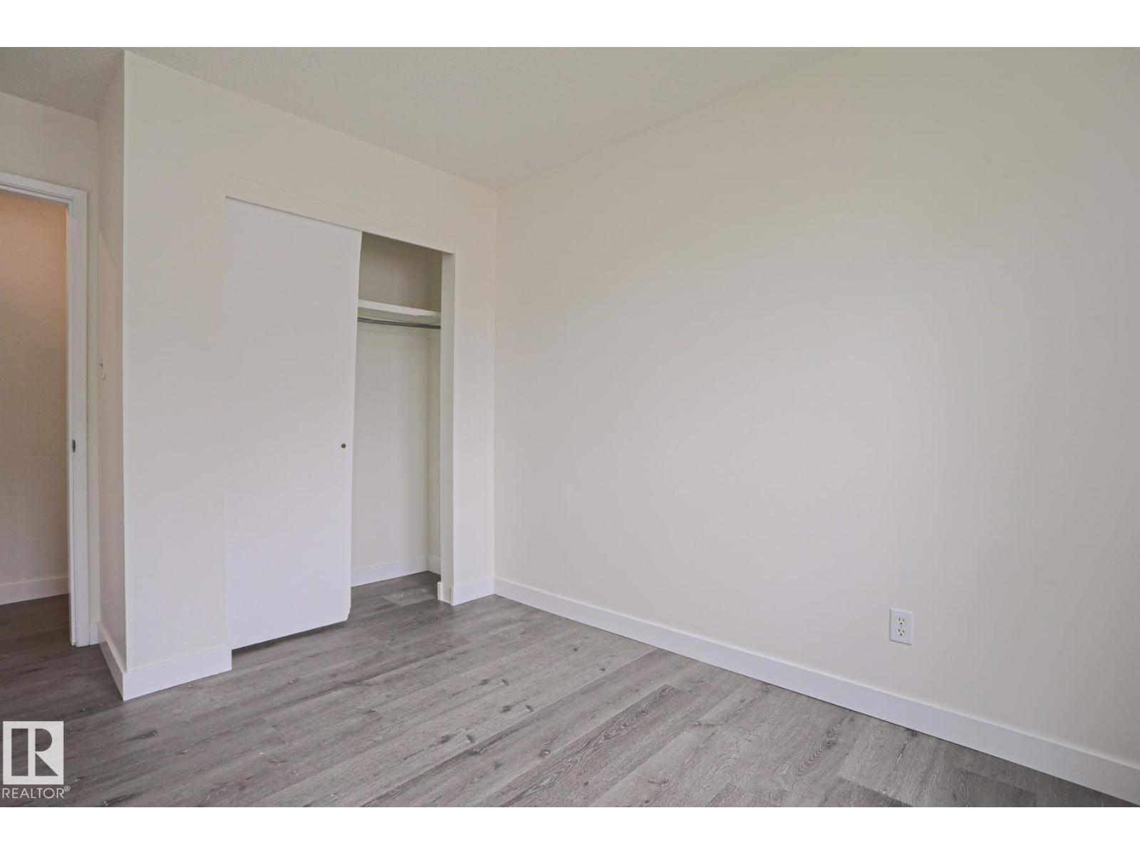 #205 14903 92 AV NW NW - 18