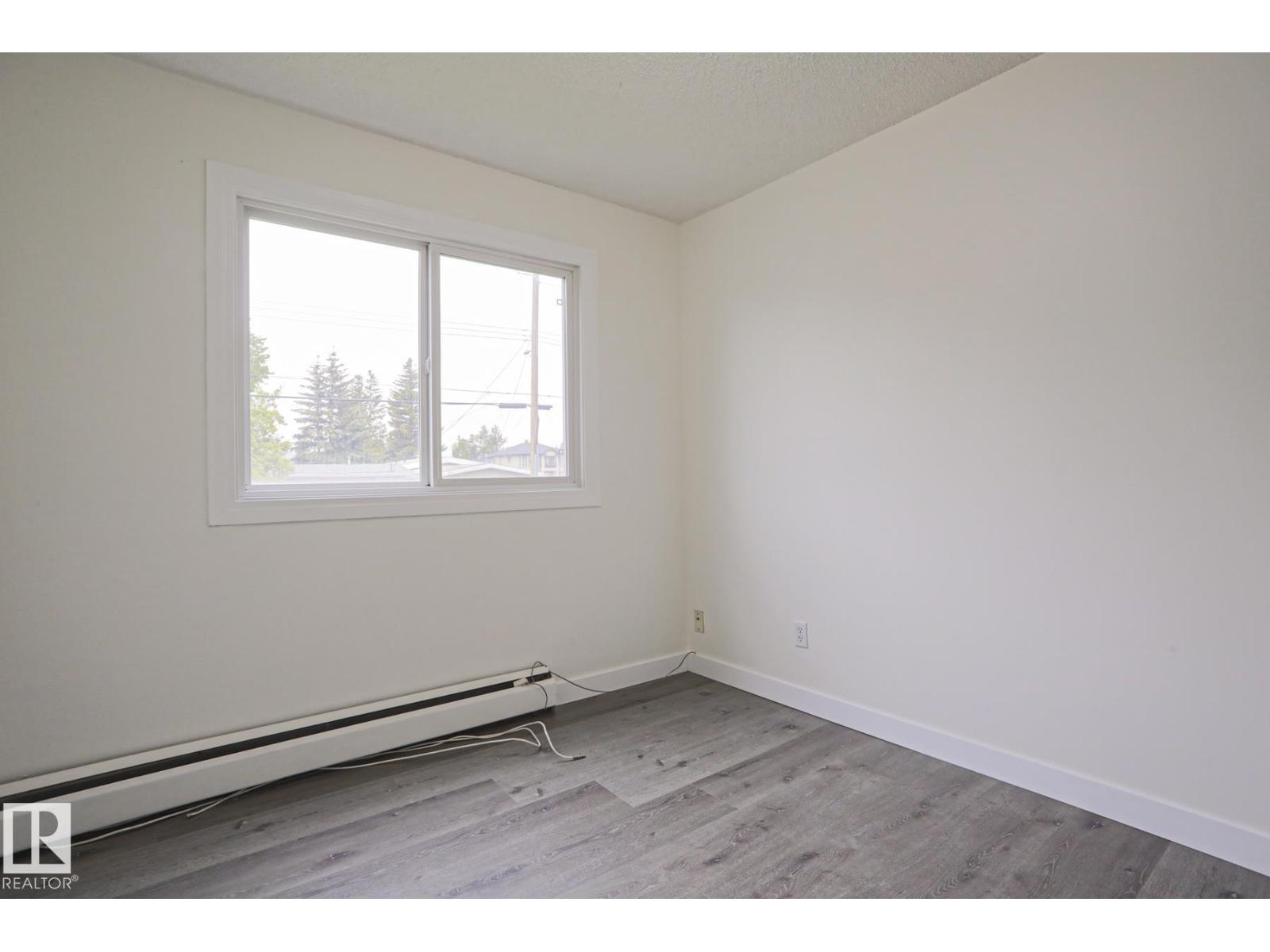 #205 14903 92 AV NW NW - 20