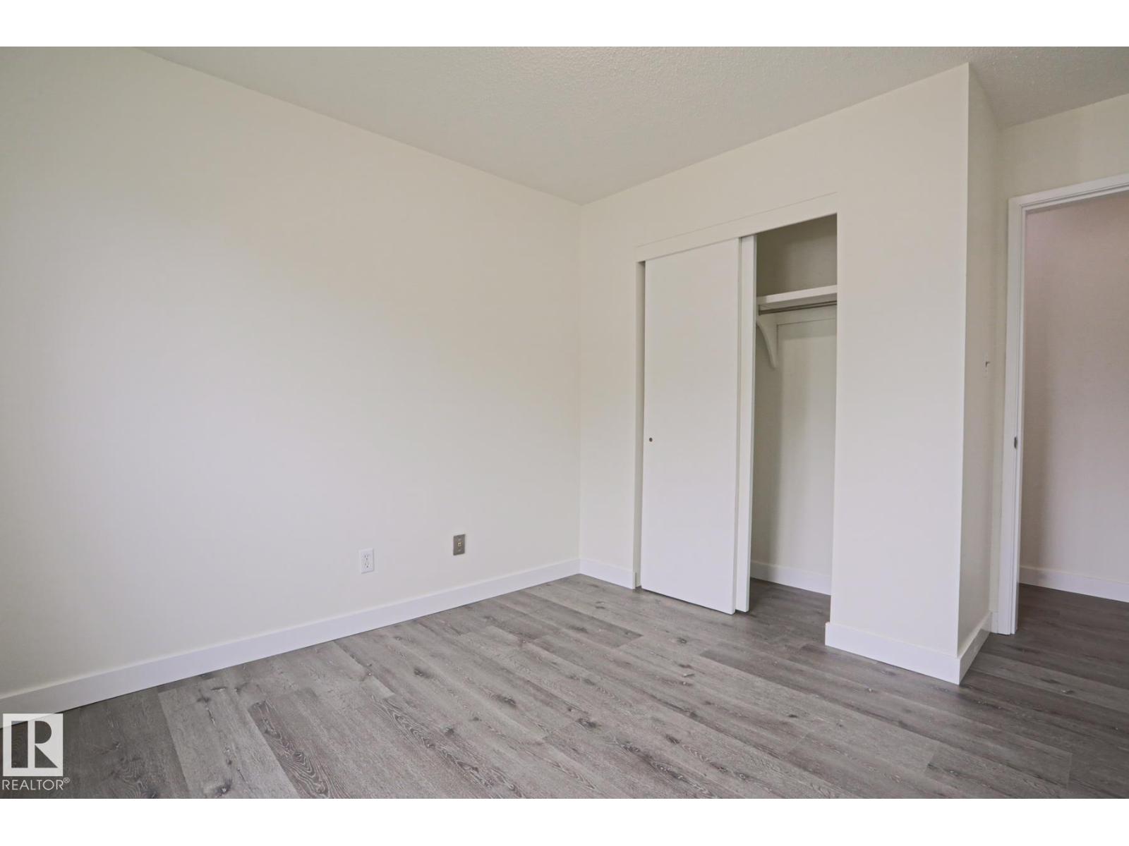 #205 14903 92 AV NW NW - 22