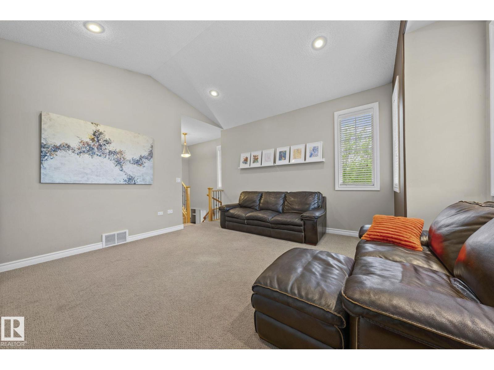 8097 SHASKE DR NW - 18